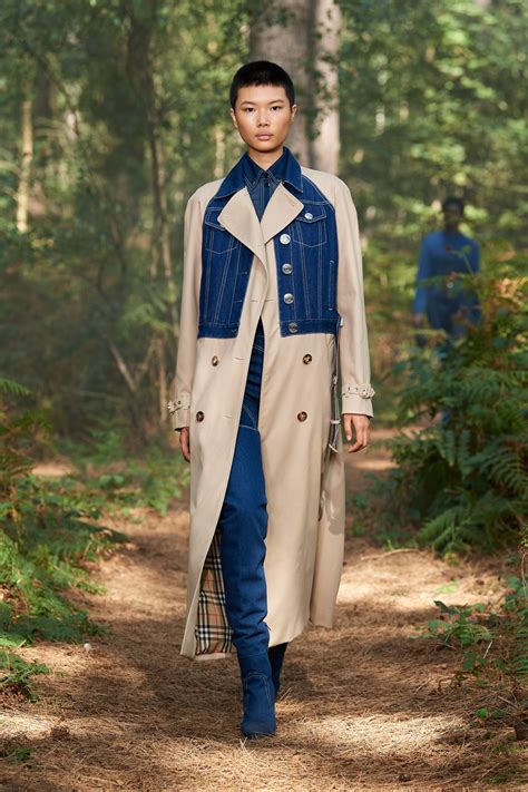 burberry 2021 runway|burberry runway fashion.